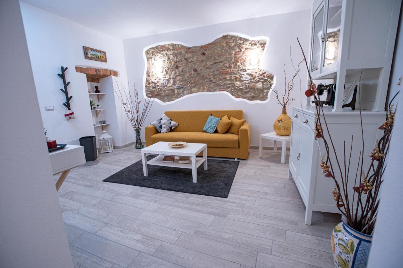 Le Logge Casa Vacanze Montepescali 外观 照片