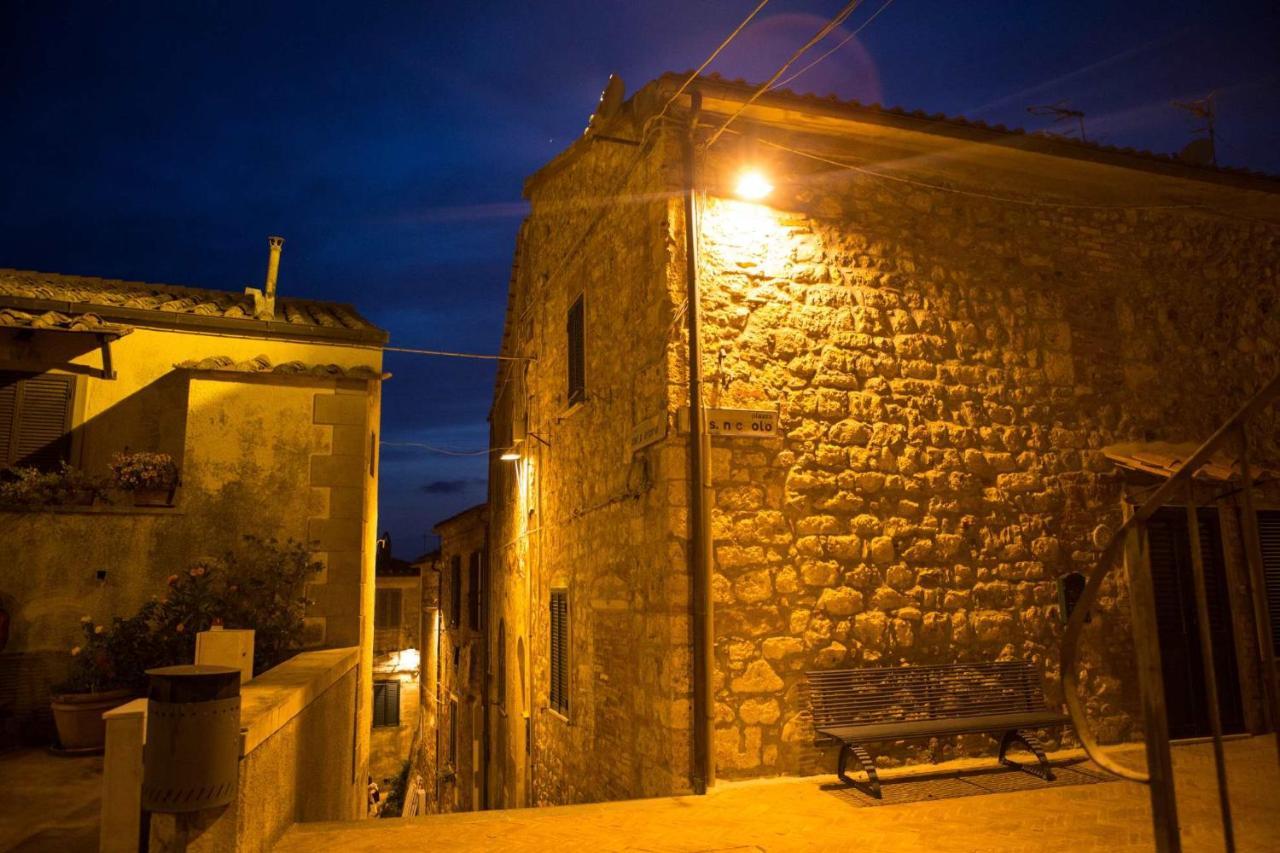 Le Logge Casa Vacanze Montepescali 外观 照片